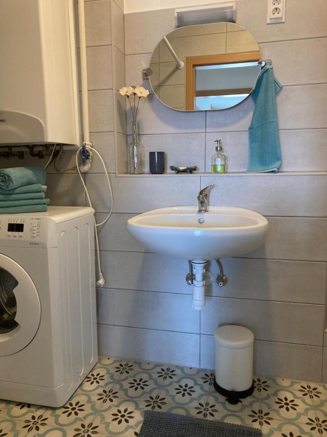 Libellula Apartman Heviz Bagian luar foto