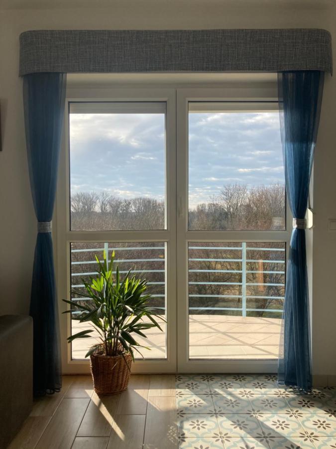 Libellula Apartman Heviz Bagian luar foto